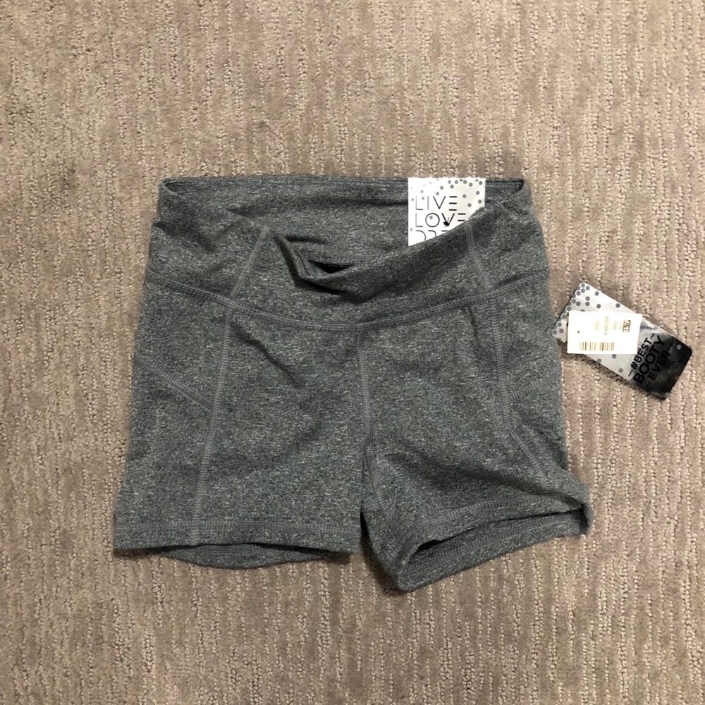 NEW W/ TAGS Victoria’s Secret Sport spandex shorts